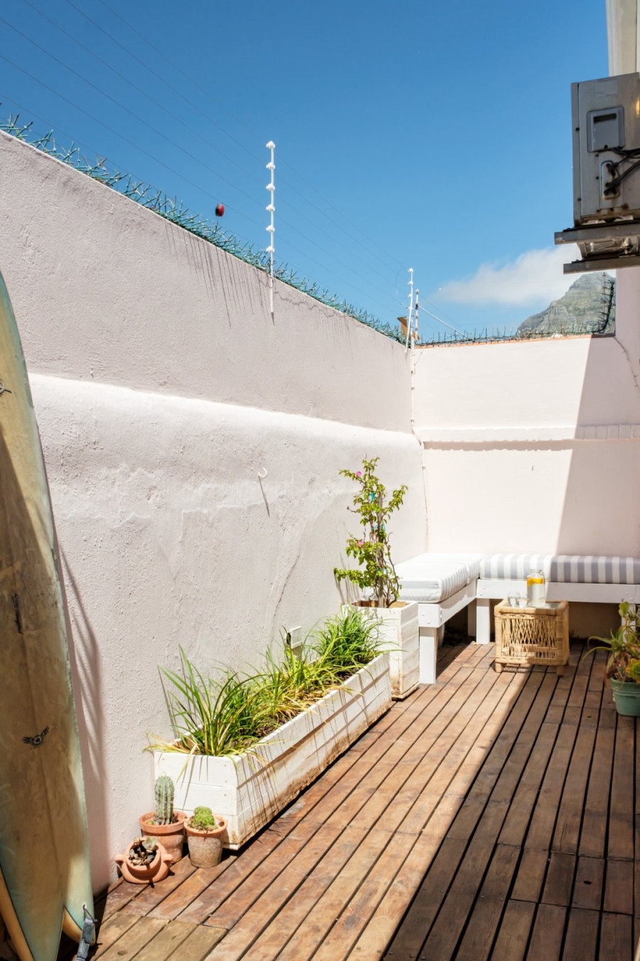 To Let 2 Bedroom Property for Rent in Gardens Western Cape
